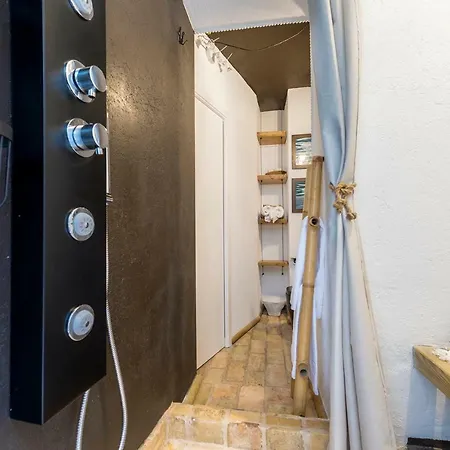 Trastevere Gem Cozy Light-filled Retreat Appartement