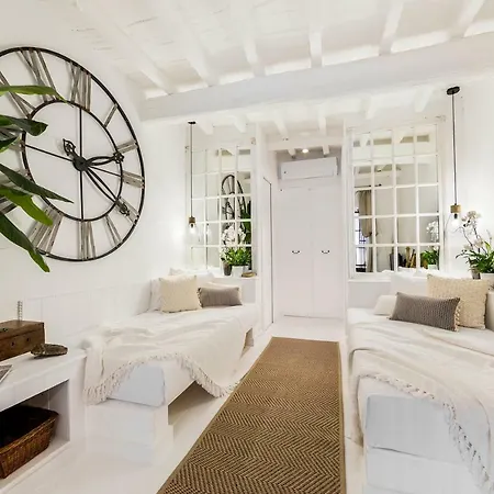 Trastevere Gem Cozy Light-filled Retreat Rom