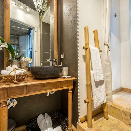 Trastevere Gem Cozy Light-filled Retreat Lejlighed